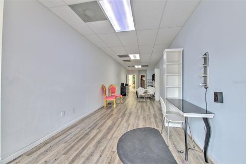Immobilier commercial à louer à Tampa, Floride: 1283.72 m2 № 2166595 - photo 12