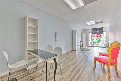 Immobilier commercial à louer à Tampa, Floride: 1283.72 m2 № 2166595 - photo 15