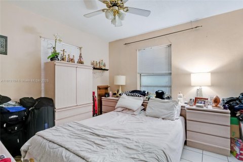 Immobilier commercial à vendre à Miami, Floride: 129.32 m2 № 1768371 - photo 15