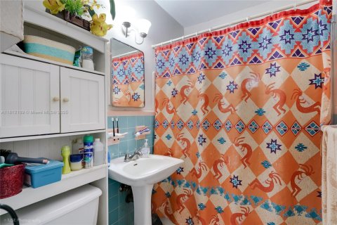 Immobilier commercial à vendre à Miami, Floride: 129.32 m2 № 1768371 - photo 16