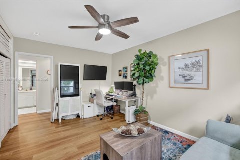 Condo in Pompano Beach, Florida, 2 bedrooms  № 1947747 - photo 26