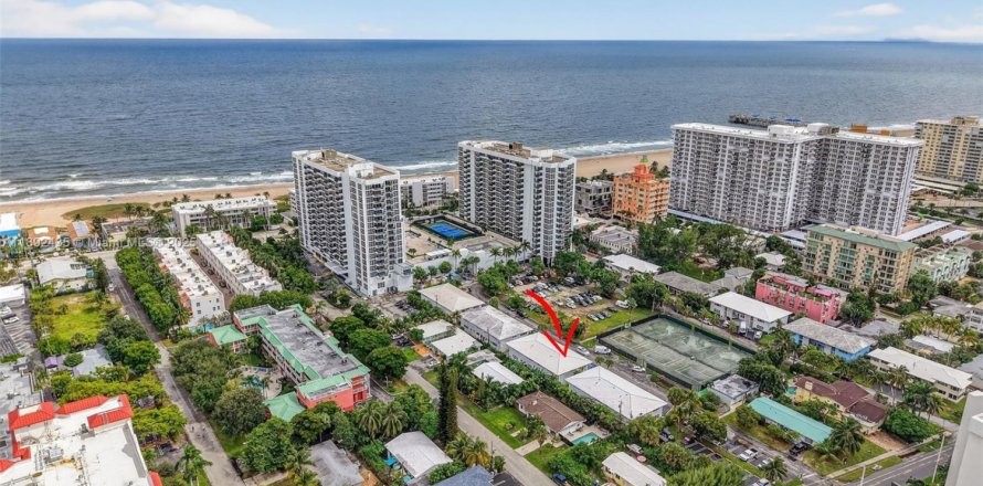 Condo in Pompano Beach, Florida, 2 bedrooms  № 1947747