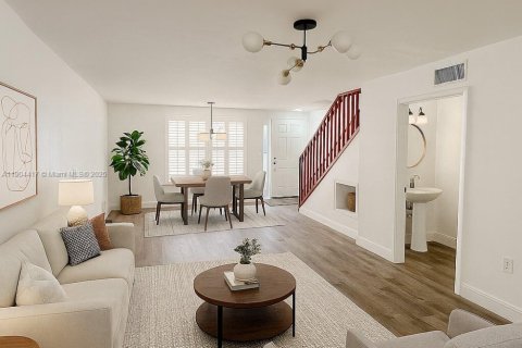 Townhouse in Miami, Florida 2 bedrooms, 107.02 sq.m. № 1954919 - photo 2