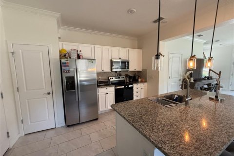 Townhouse in Orlando, Florida 2 bedrooms, 111.58 sq.m. № 2097984 - photo 7