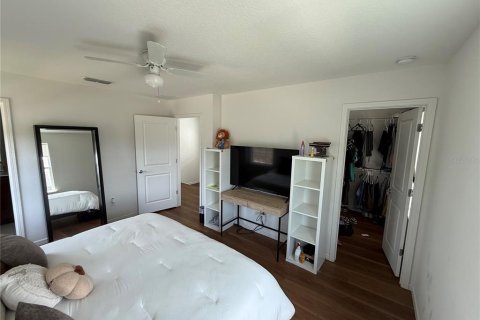 Townhouse in Orlando, Florida 2 bedrooms, 111.58 sq.m. № 2097984 - photo 13
