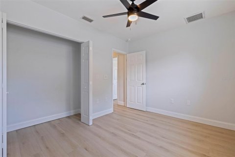 Купить виллу или дом в Сент-Питерсберг, Флорида 13 комнат, 203.73м2, № 1914851 - фото 13