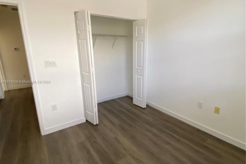 Villa ou maison à louer à Pembroke Pines, Floride: 3 chambres, 129.13 m2 № 1966797 - photo 12