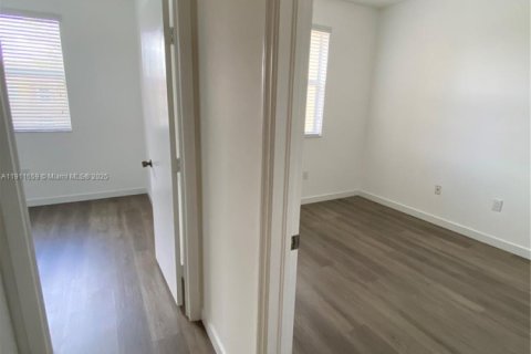 Villa ou maison à louer à Pembroke Pines, Floride: 3 chambres, 129.13 m2 № 1966797 - photo 13