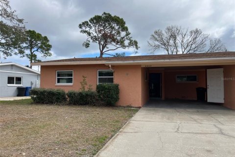 Casa en venta en Saint Petersburg, Florida, 3 dormitorios, 152.36 m2 № 1513989 - foto 2