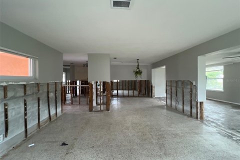 Casa en venta en Saint Petersburg, Florida, 3 dormitorios, 152.36 m2 № 1513989 - foto 7