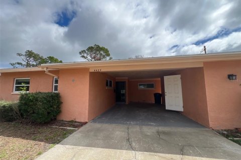 Casa en venta en Saint Petersburg, Florida, 3 dormitorios, 152.36 m2 № 1513989 - foto 1