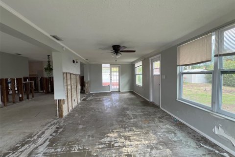 Casa en venta en Saint Petersburg, Florida, 3 dormitorios, 152.36 m2 № 1513989 - foto 9