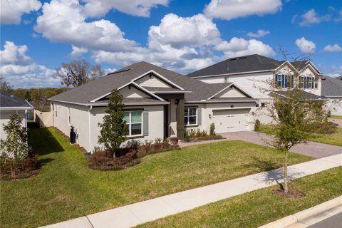 Villa ou maison à Apopka, Floride 4 chambres, 256.97 m2 № 2135691