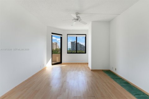 Купить кондоминиум в Ки-Бискейн, Флорида 2 спальни, 139.91м2, № 2033309 - фото 20