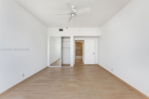 Condominio en venta en Key Biscayne, Florida, 2 dormitorios, 139.91 m2 № 2033309 - foto 16