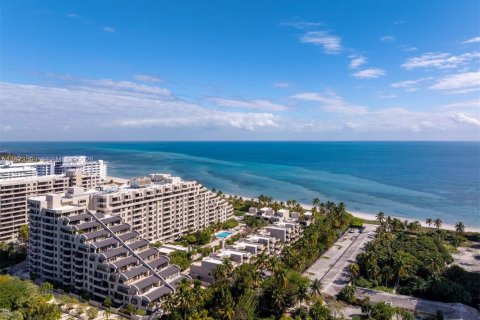 Condominio en Key Biscayne, Florida, 2 dormitorios  № 2033309