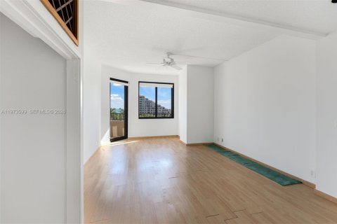 Купить кондоминиум в Ки-Бискейн, Флорида 2 спальни, 139.91м2, № 2033309 - фото 19