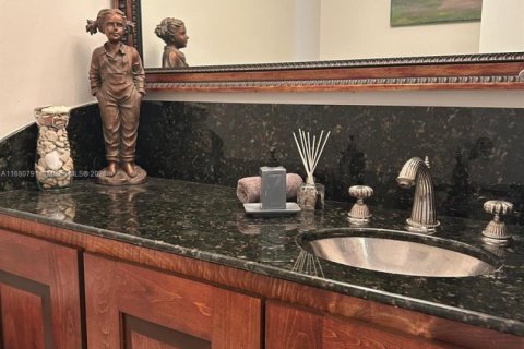 Снять в аренду квартиру в Майами-Бич, Флорида 1 спальня, 80.36м2, № 1958850 - фото 11