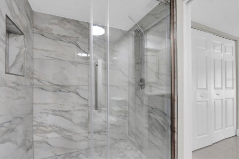 Condominio en venta en Saint Petersburg, Florida, 2 dormitorios, 122.17 m2 № 1833026 - foto 21