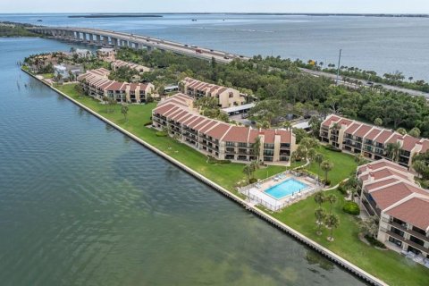 Condominio en venta en Saint Petersburg, Florida, 2 dormitorios, 122.17 m2 № 1833026 - foto 2