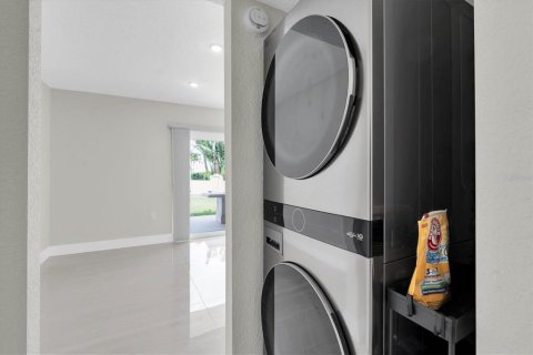 Condominio en venta en Saint Petersburg, Florida, 2 dormitorios, 122.17 m2 № 1833026 - foto 22