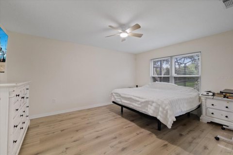 Villa ou maison à vendre à New Port Richey, Floride: 3 chambres, 157.28 m2 № 2402986 - photo 21