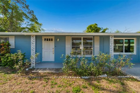 House in Sarasota, Florida 3 bedrooms, 103.86 sq.m. № 2230149 - photo 6