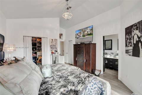 Townhouse in Aventura, Florida 4 bedrooms, 245.82 sq.m. № 1875466 - photo 19