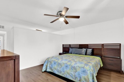 Condominio en venta en Jensen Beach, Florida, 2 dormitorios, 118.17 m2 № 2249480 - foto 17