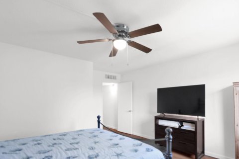 Condominio en venta en Jensen Beach, Florida, 2 dormitorios, 118.17 m2 № 2249480 - foto 20