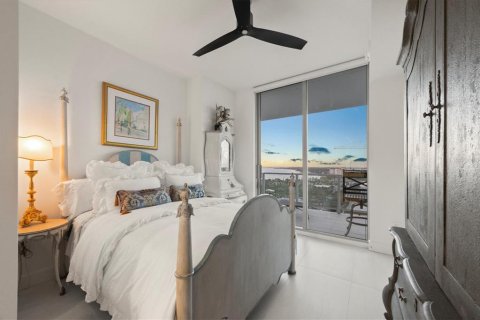 Condominio en venta en Sarasota, Florida, 2 dormitorios, 156.91 m2 № 1894682 - foto 22