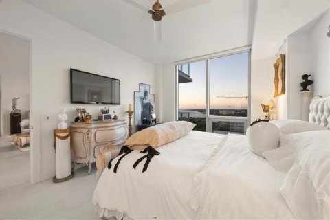 Condominio en venta en Sarasota, Florida, 2 dormitorios, 156.91 m2 № 1894682 - foto 16