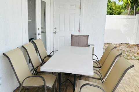 Villa ou maison à vendre à Pompano Beach, Floride: 4 chambres, 135.17 m2 № 2084084 - photo 29