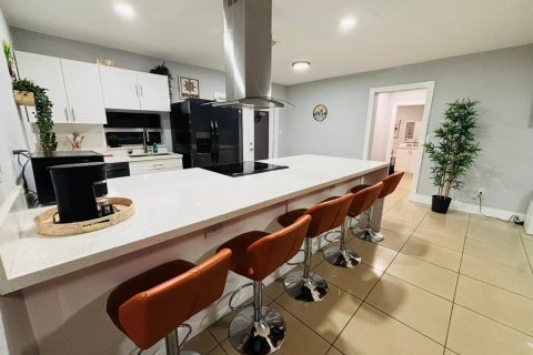 Villa ou maison à vendre à Pompano Beach, Floride: 4 chambres, 135.17 m2 № 2084084 - photo 3