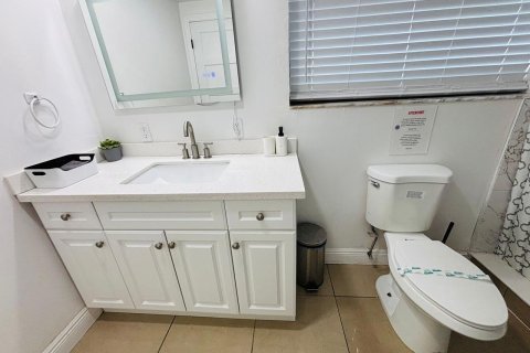 Villa ou maison à vendre à Pompano Beach, Floride: 4 chambres, 135.17 m2 № 2084084 - photo 10