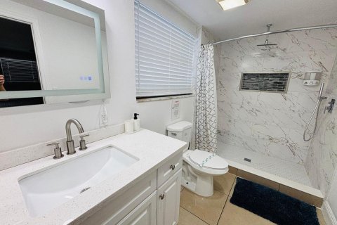 Villa ou maison à vendre à Pompano Beach, Floride: 4 chambres, 135.17 m2 № 2084084 - photo 14