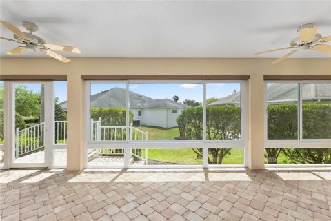 House in The Villages, Florida 3 bedrooms, 182.65 sq.m. № 1625606 - photo 30