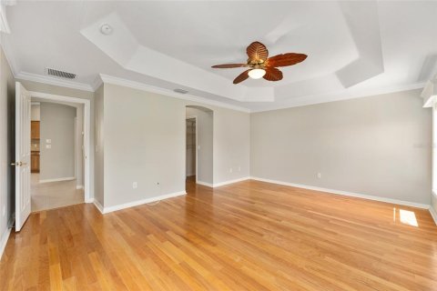 House in The Villages, Florida 3 bedrooms, 182.65 sq.m. № 1625606 - photo 15