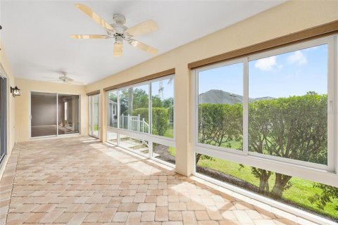 House in The Villages, Florida 3 bedrooms, 182.65 sq.m. № 1625606 - photo 28