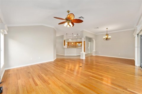 House in The Villages, Florida 3 bedrooms, 182.65 sq.m. № 1625606 - photo 14