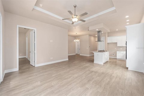 House in Newberry, Florida 3 bedrooms, 152.36 sq.m. № 1827061 - photo 8