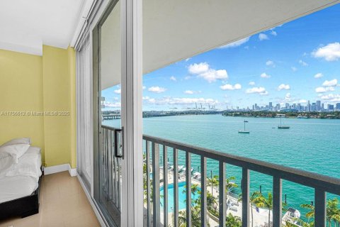 Condominio en venta en Miami Beach, Florida, 1 dormitorio, 78.97 m2 № 1860759 - foto 13