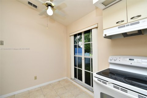 House in Lehigh Acres, Florida 2 bedrooms № 1842417 - photo 19