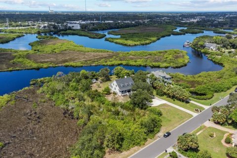 Casa en venta en Tarpon Springs, Florida, 4 dormitorios, 285.12 m2 № 2384404 - foto 15