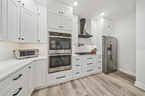 Casa en venta en Tarpon Springs, Florida, 4 dormitorios, 285.12 m2 № 2384404 - foto 24