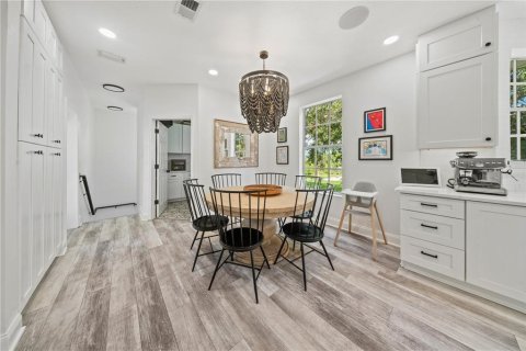 Casa en venta en Tarpon Springs, Florida, 4 dormitorios, 285.12 m2 № 2384404 - foto 29