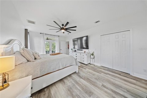 Casa en venta en Tarpon Springs, Florida, 4 dormitorios, 285.12 m2 № 2384404 - foto 8