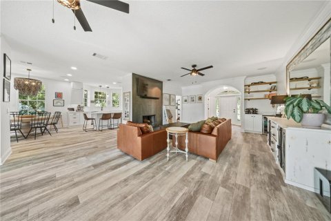 Casa en venta en Tarpon Springs, Florida, 4 dormitorios, 285.12 m2 № 2384404 - foto 20