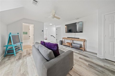 Casa en venta en Tarpon Springs, Florida, 4 dormitorios, 285.12 m2 № 2384404 - foto 13