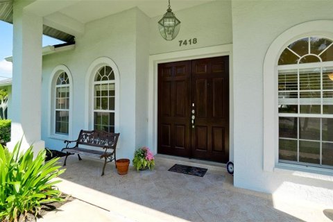 House in Bradenton, Florida 3 bedrooms, 201.41 sq.m. № 1910087 - photo 5